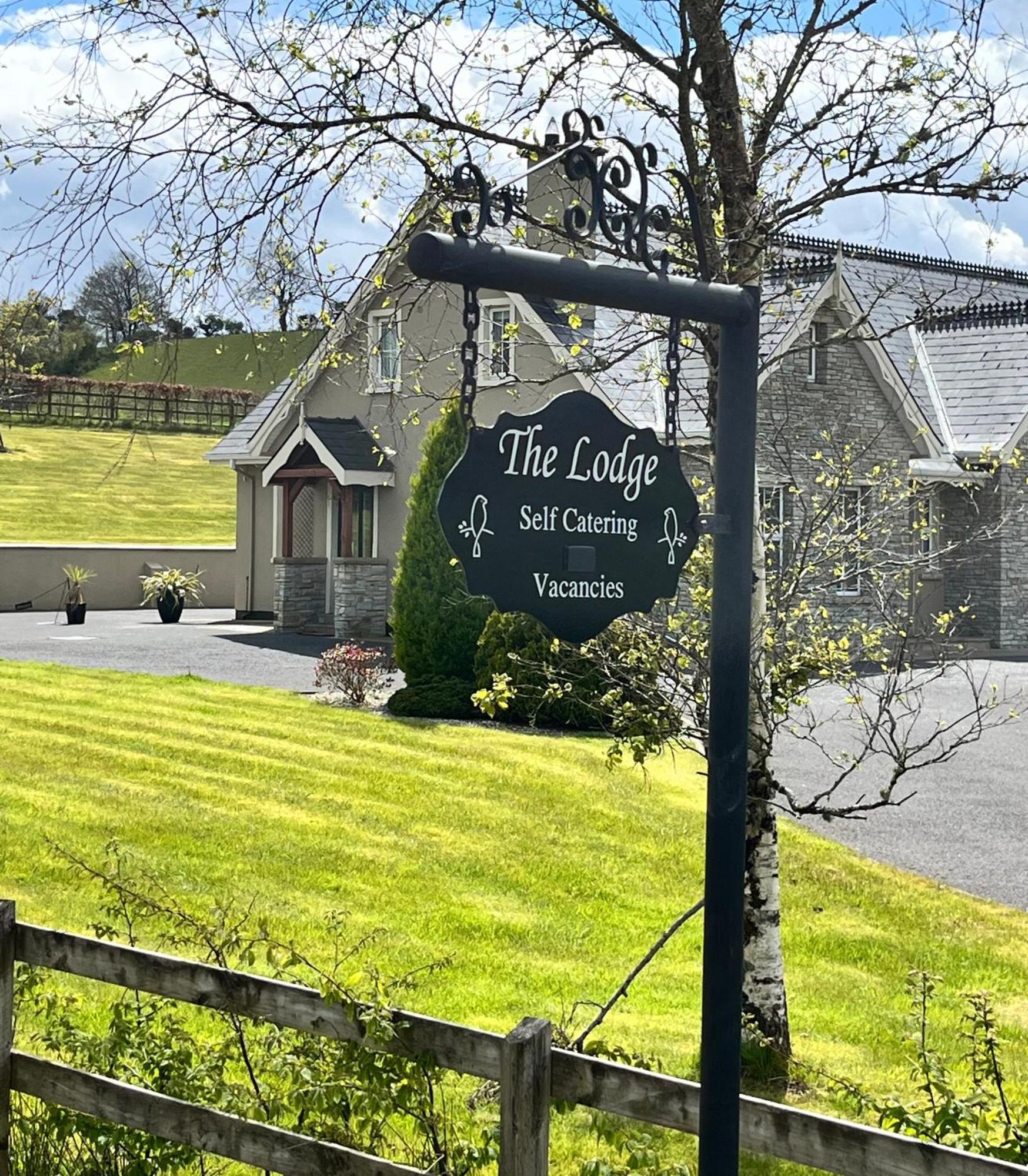 The Lodge Donegal Town Exterior foto